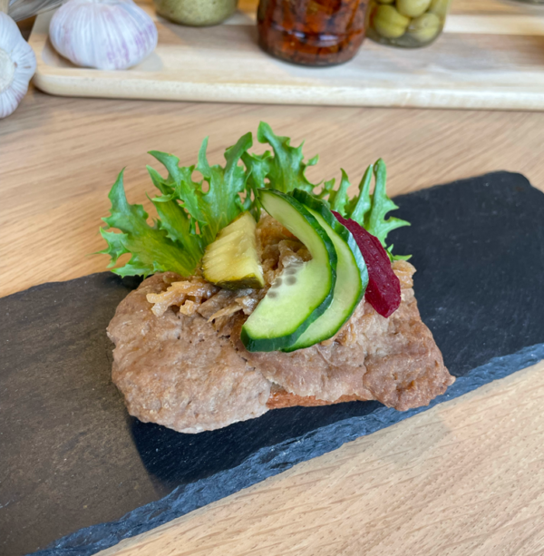 Smørbrød med karbonade